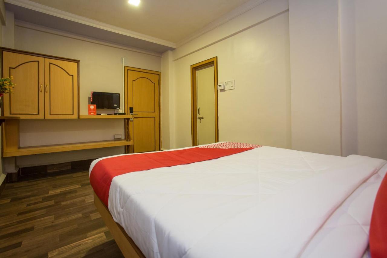 Oyo Hotel Padma Krishna Near Lal Mahal Púna Exteriér fotografie